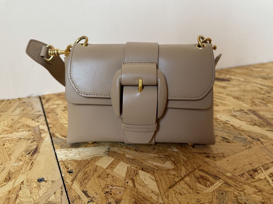 Маленька сумка на плече шкіряна