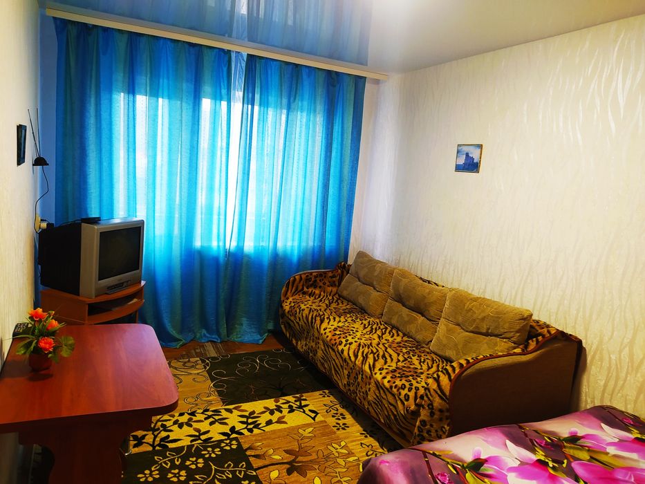 Понедельно по 399! Квартира в центре на Аллее роз! 5-я и 6-я больница!