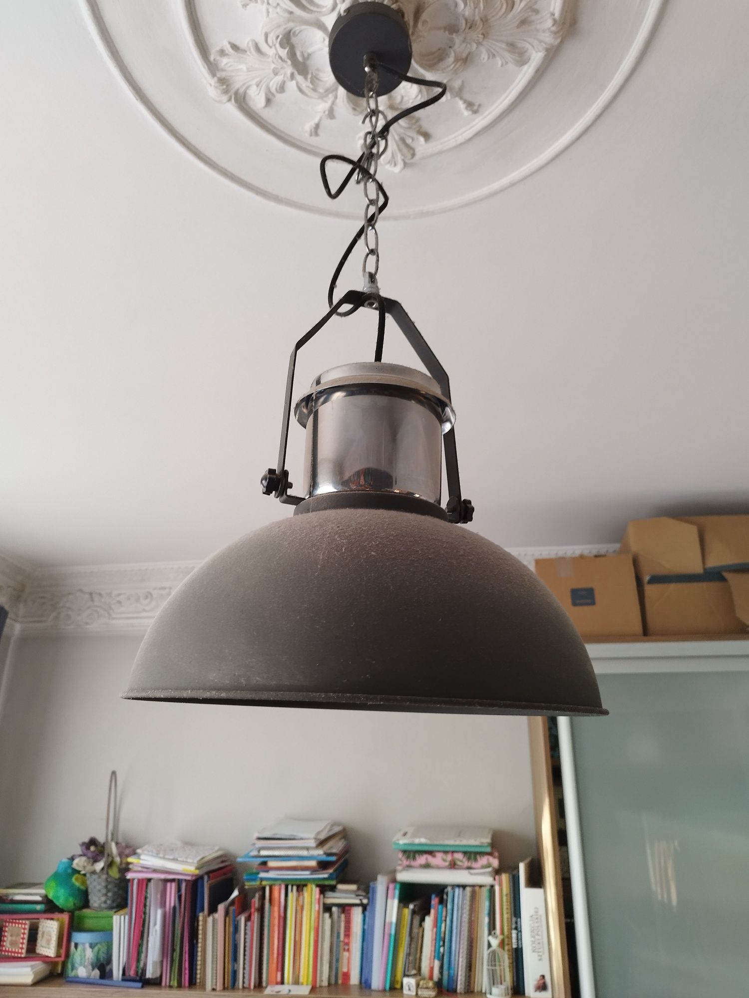 Lampa do sypialni