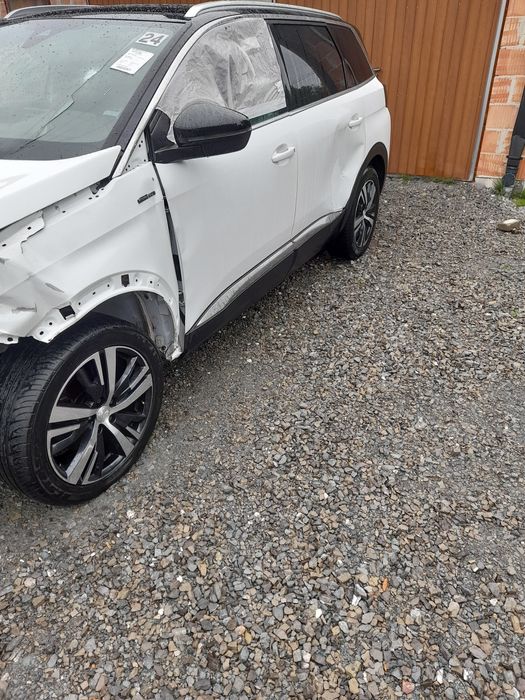5008 GT-LINE 2020 ROK 7 osób 1.2 130KM 55 tys km LED,NAVI ALU 18 ca