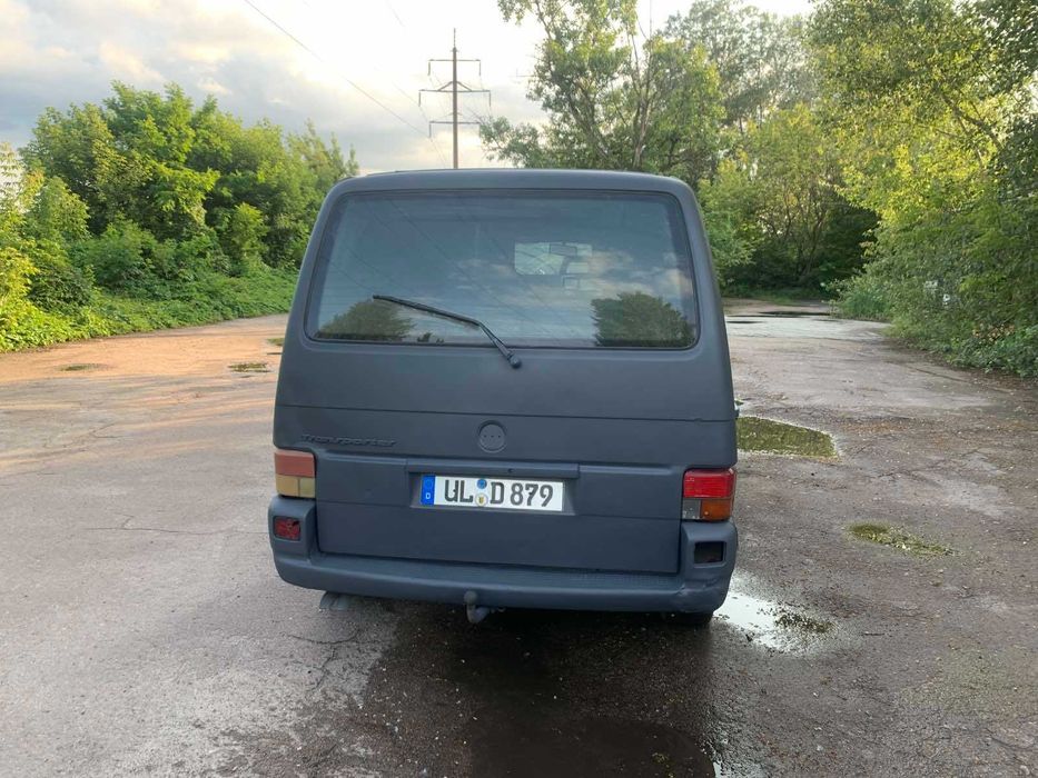 Фольксваген Транспортер T4 2.5TDI грузовик, обслужений