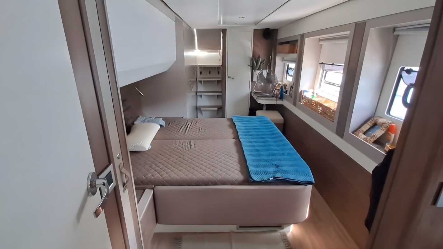 Jacht katamaran Bali 5.4 /2022 rok/ FV/ cena brutto