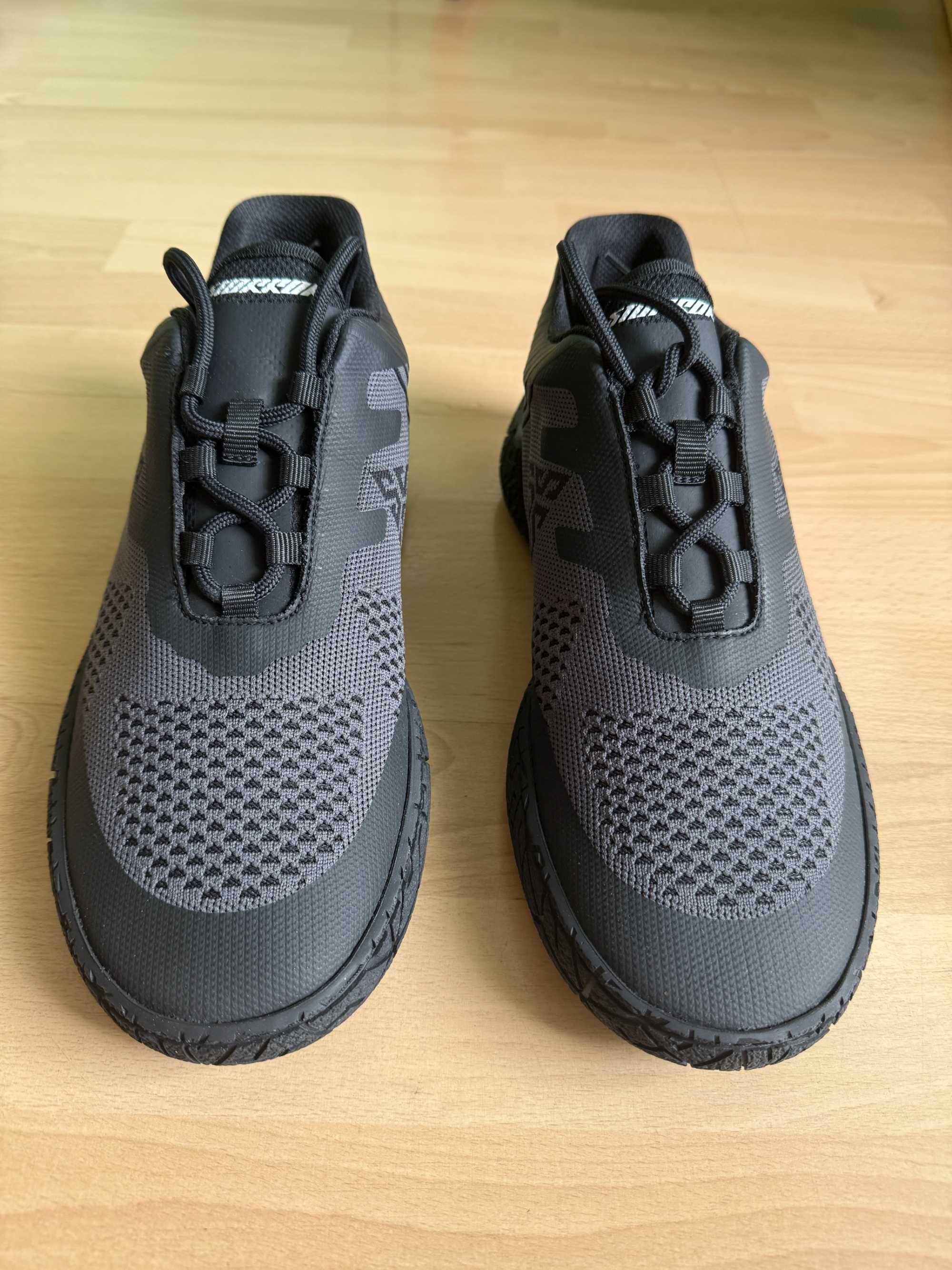 Buty Storror Tech Tens rozmiar 45, czarne