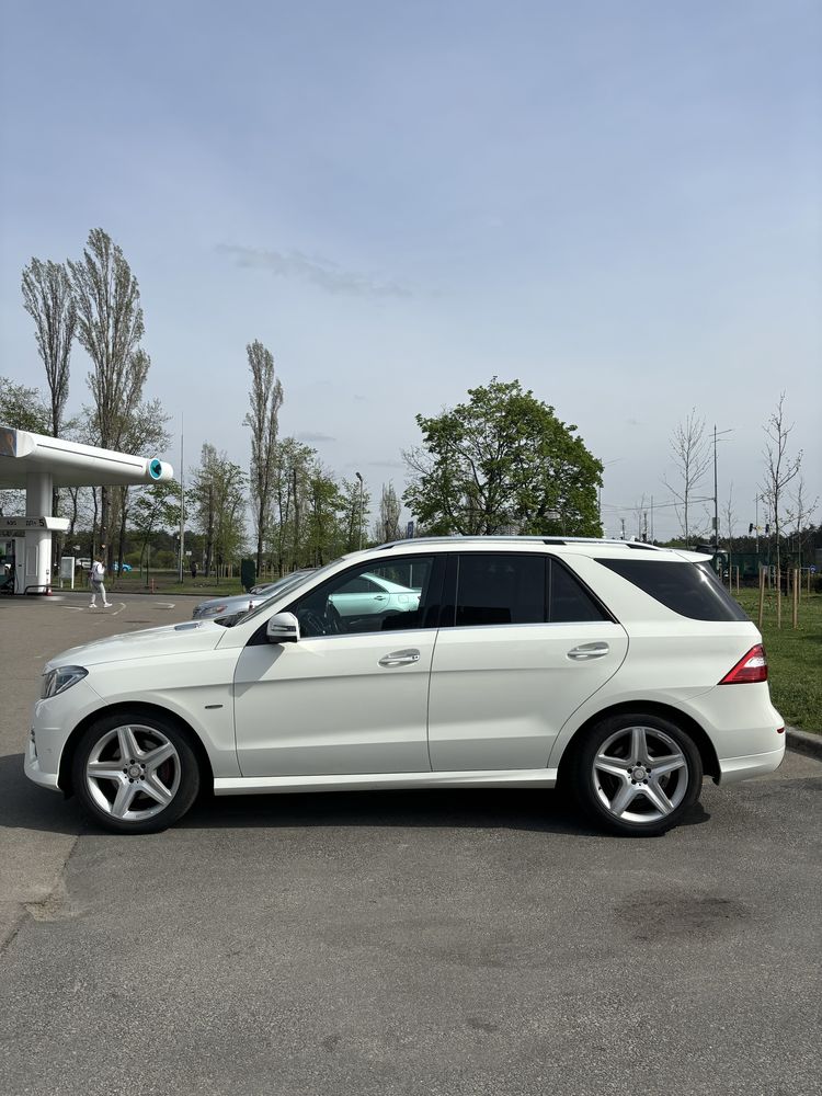 Mercedes-Benz ML250