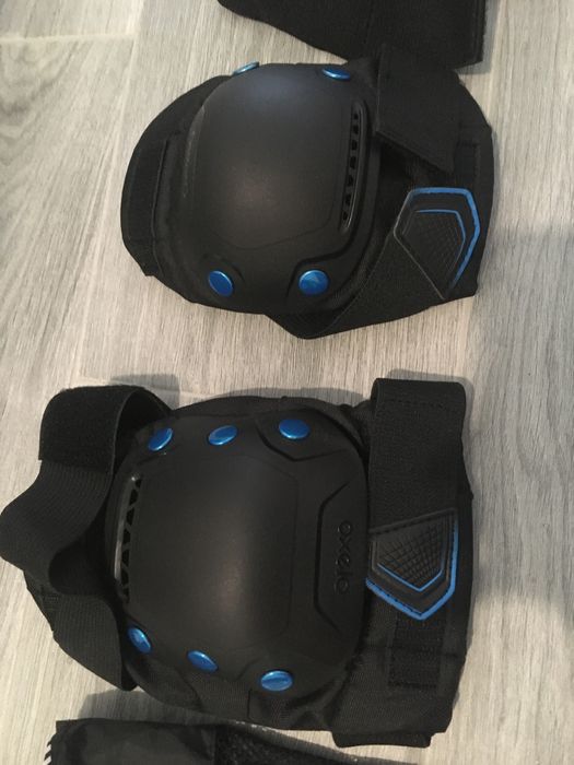 Trotinete com equipamento proteção