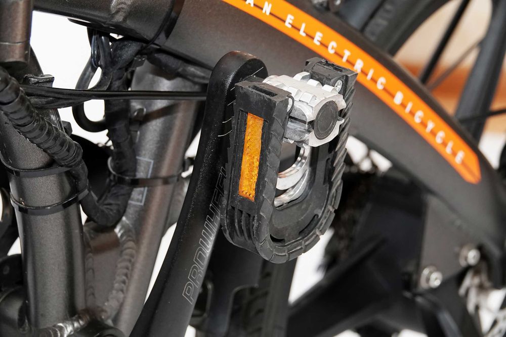 Легкий, потужний та складний електровелосипед