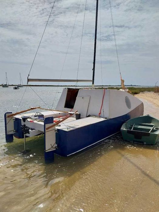 Sailing Catamaran ECO 550 cabin cruiser