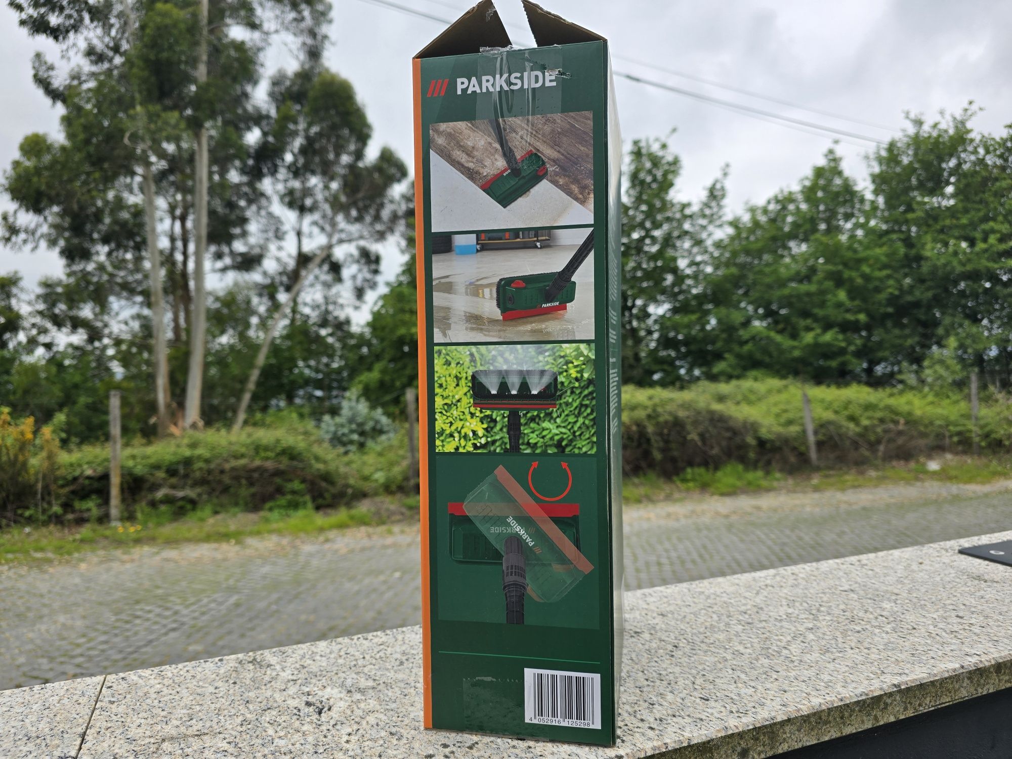 Escova limpa superfícies Parkside para lavadora de pressão