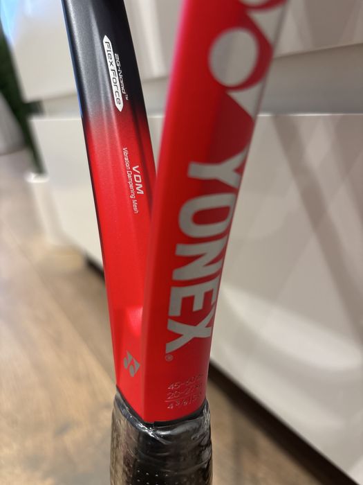 Rakieta tenisowa Yonex Vcore 98