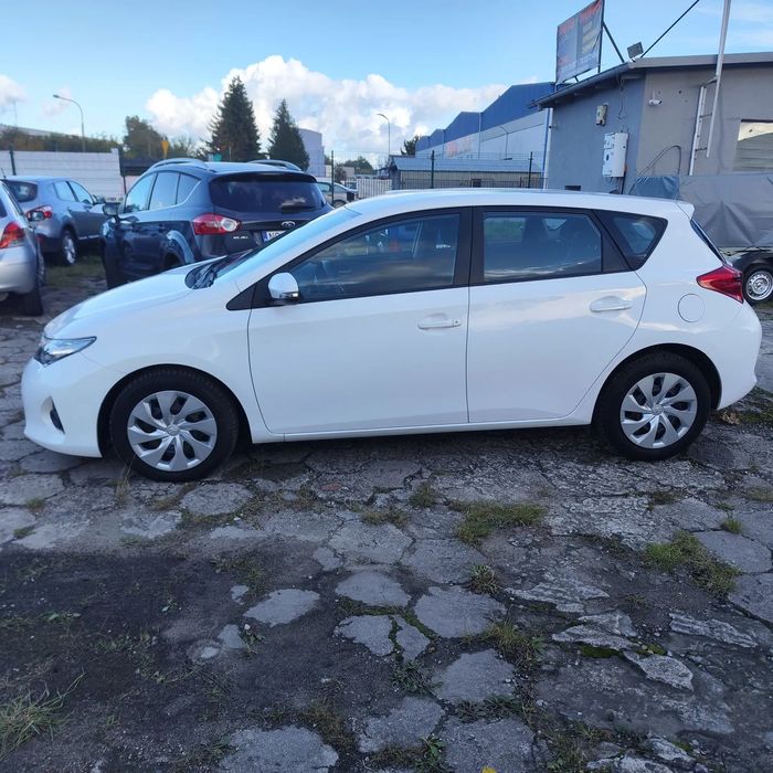 Toyota Auris Toyota Auris benzyna stan bardzo dobry