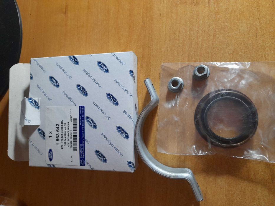 Uszczelniacz półosi do  Forda