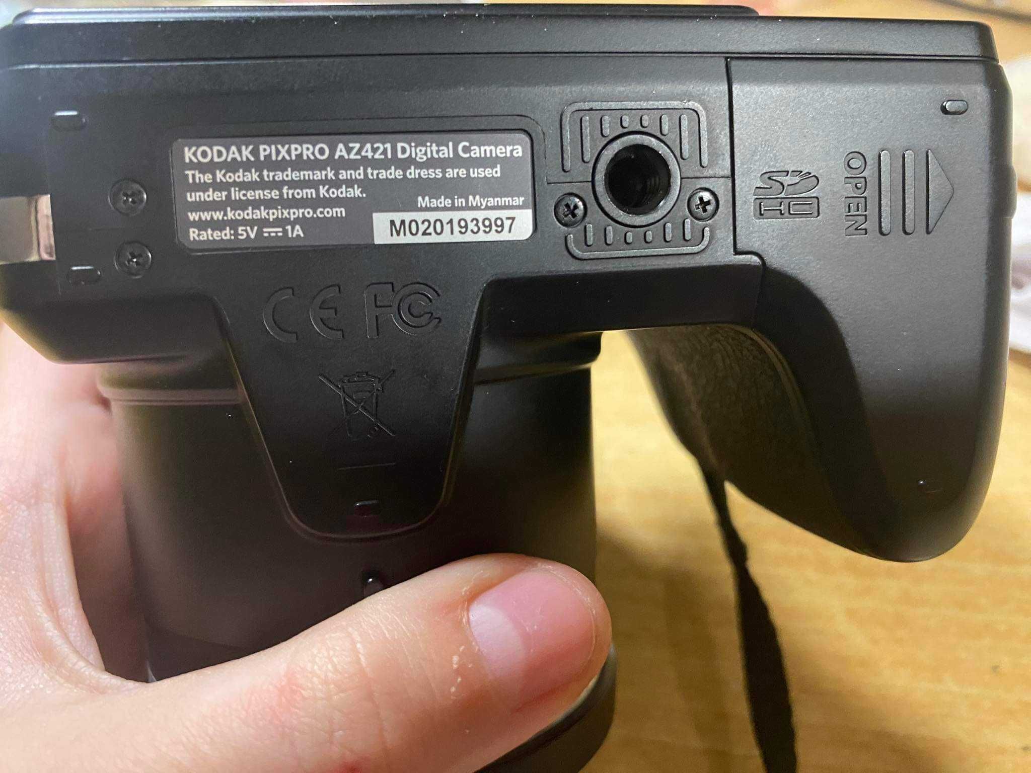 Kodak AZ421 Aparat