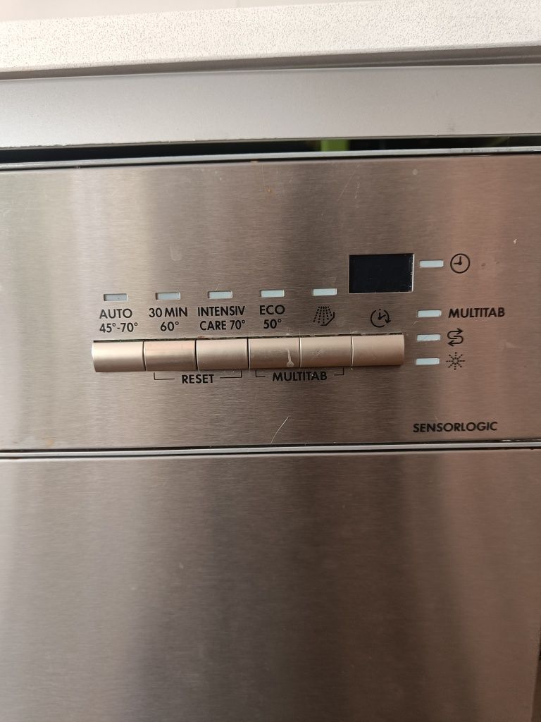 Máquina de lavar loiça AEG