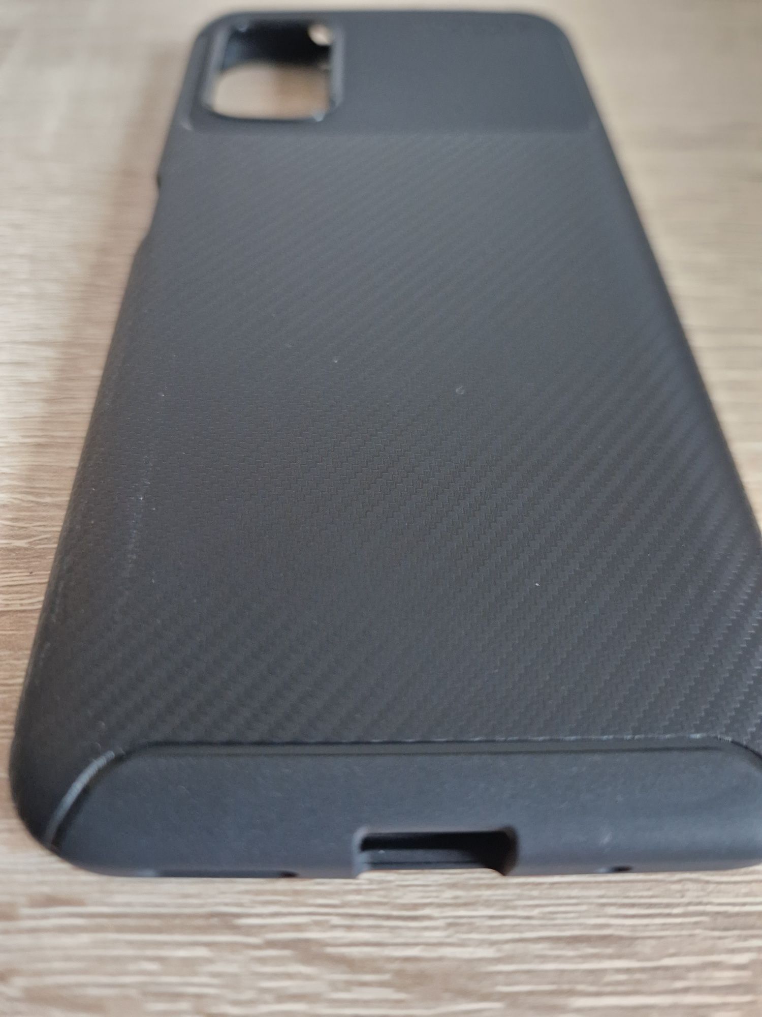 Etui Vennus Carbon Elite do Xiaomi Redmi Note 10 5G Czarny