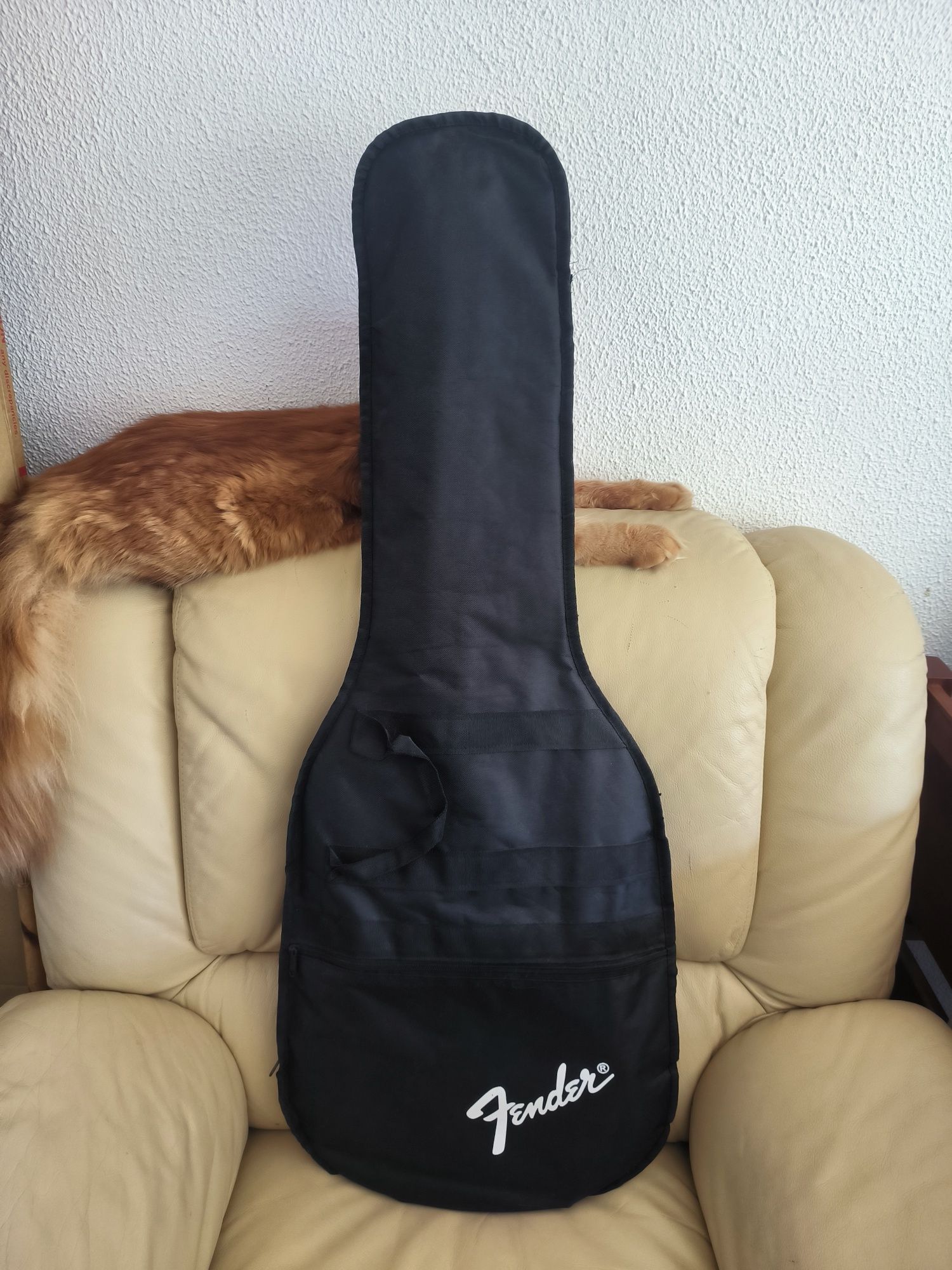 Squier Affinity Stratocaster HSS Pack, Lake Placid Blue