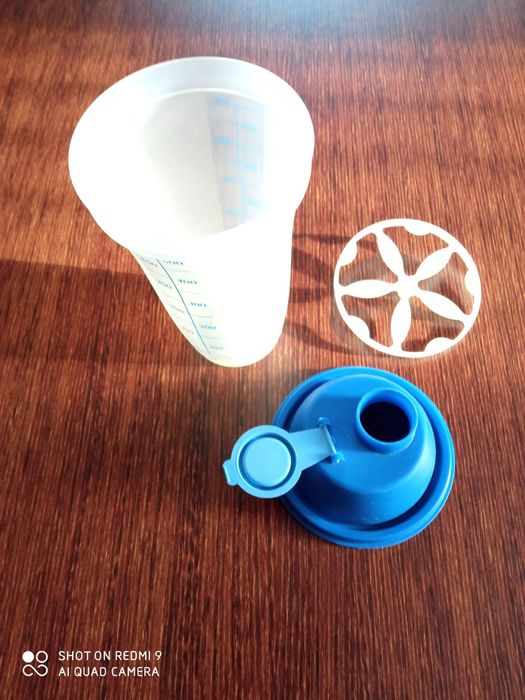 Shaker plus Tuppetware 600 ml