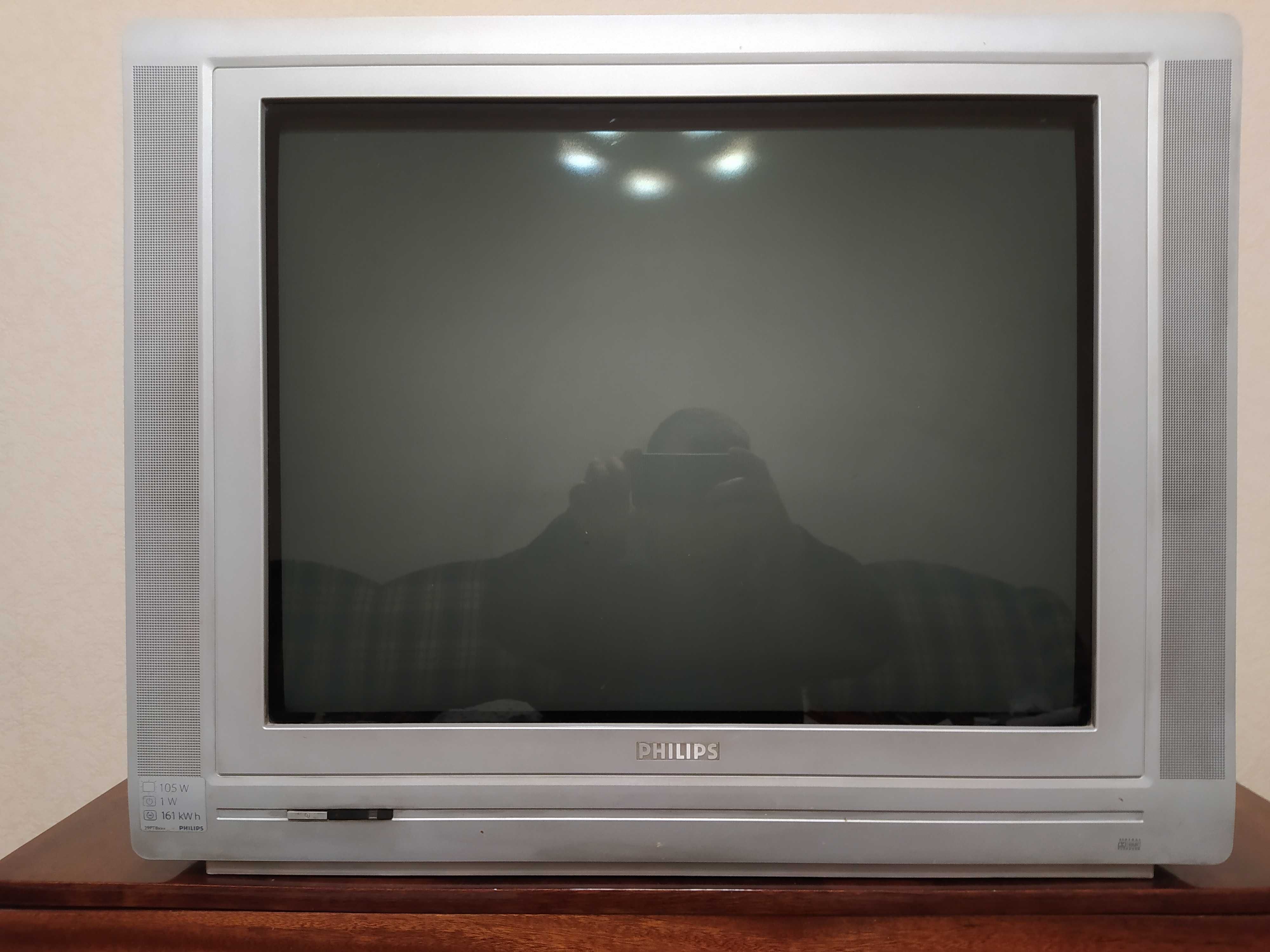 Телевизор 29" с плоским экраном Philips 29 PT 8641/12 100hz