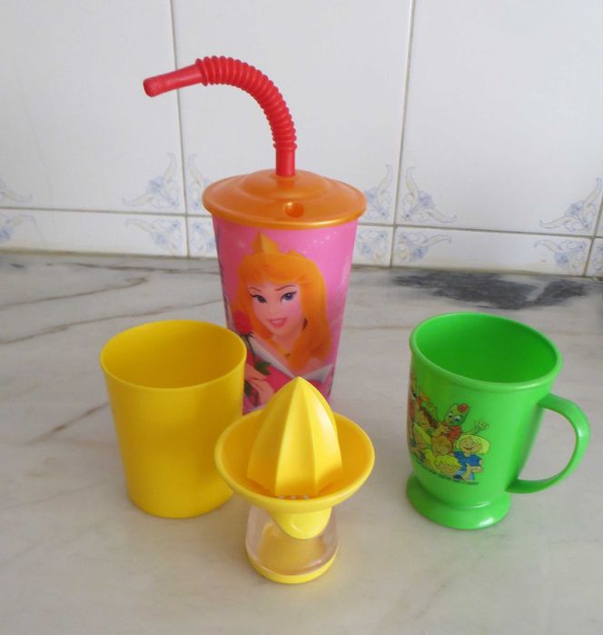 Copos 3D com palha, Caneca e Espremedor Citrinos de criança