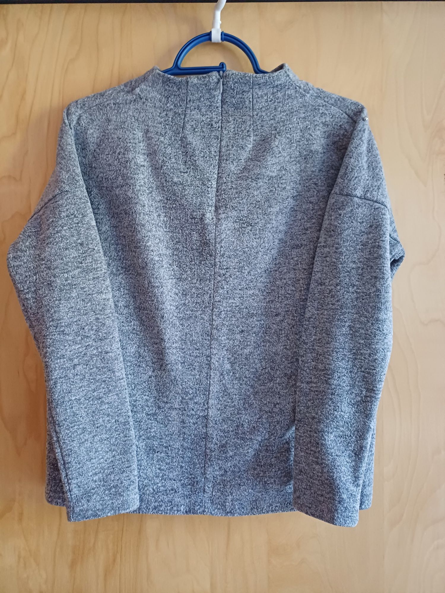 Sweterek Reserved,  rozmiar XS
