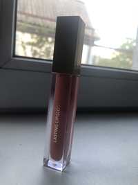 Lasting Lipgloss - Patricia Ledo