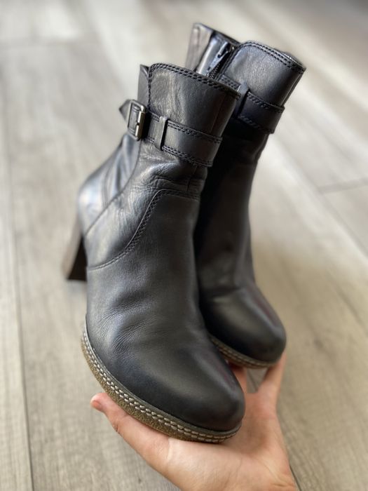 Жіночі шкіряні черевики на підборі демисезон