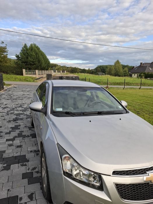 Chevrolet Cruz 2.0