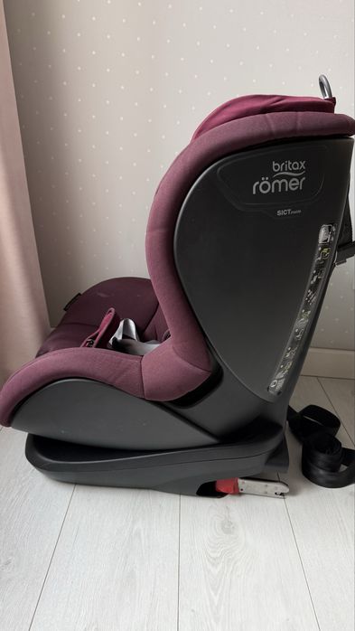 Автокресло britax romer