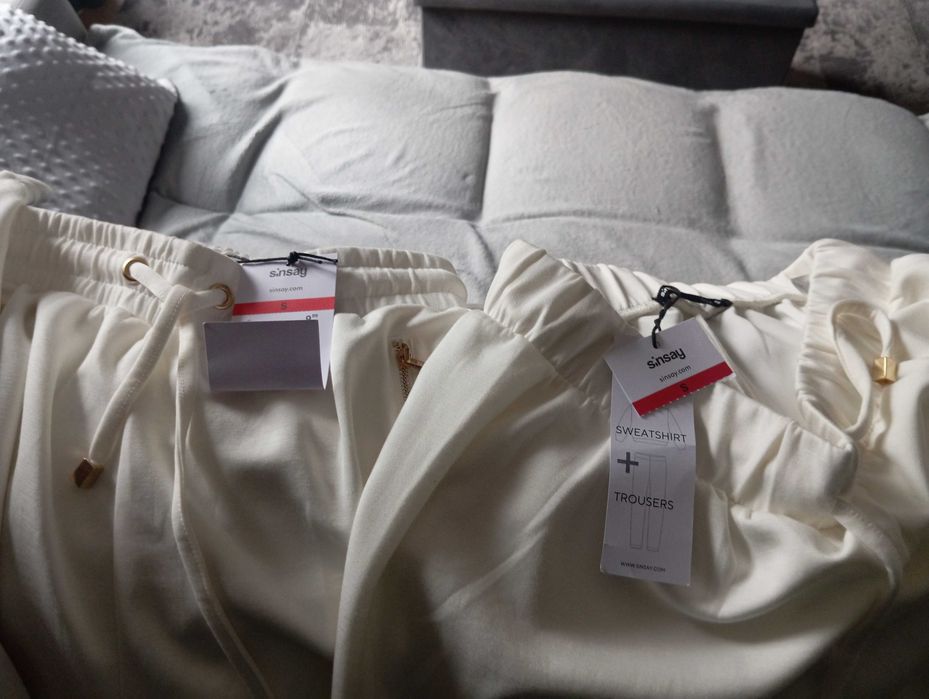 Nowy Komplet dresowy biały kremowy dresy spodenki bluza S 36 Sinsay