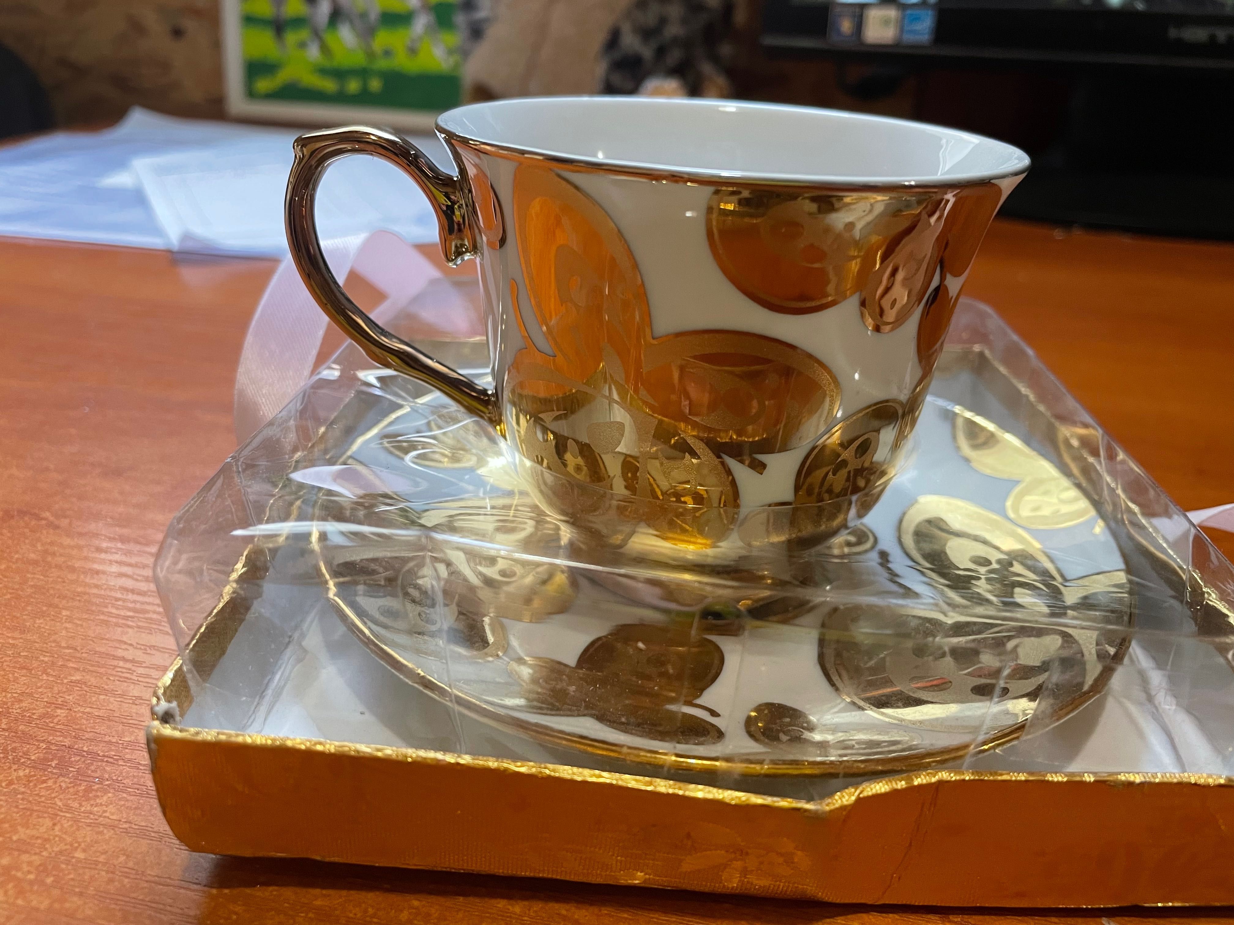 Новый чайный набор чашка с блюдцем в бабочки