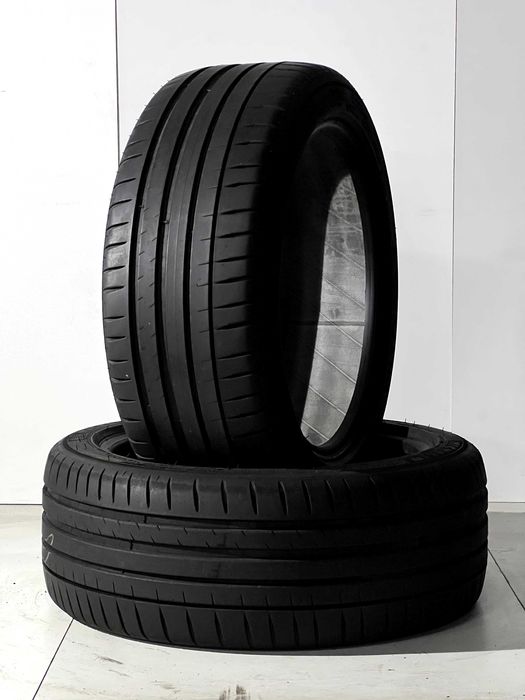 Pneus Michelin Pilot Sport 4 - 225/45/17 - Como NOVOS