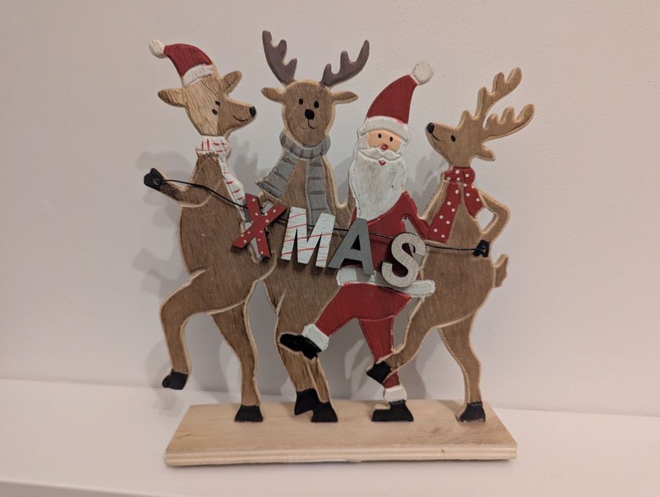 Figurka świąteczna dekoracja Mikołaj renifery drewniana