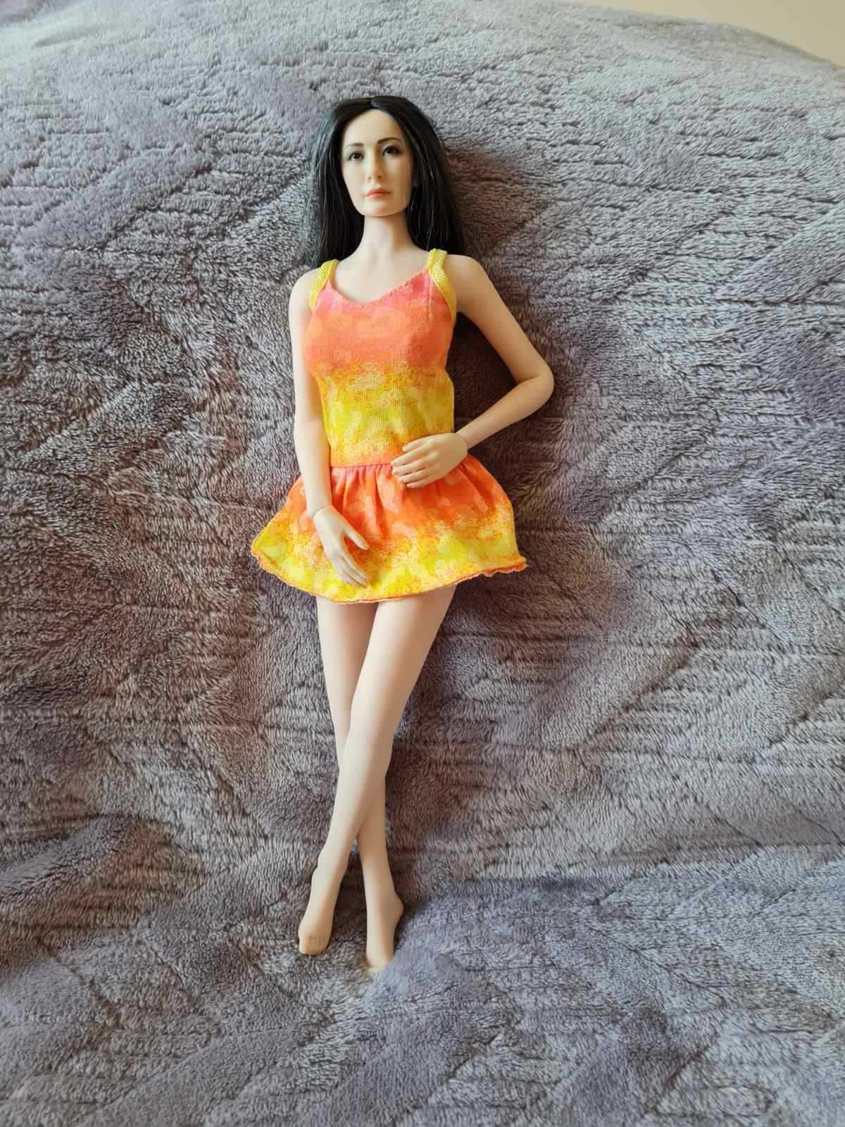 Продам шарнирную куклу, коллекционную, как Барби (Barbie)