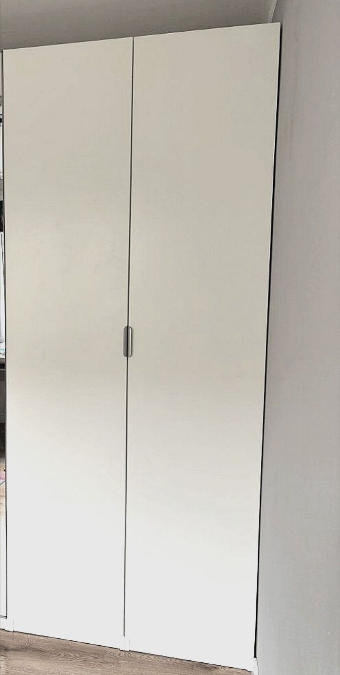 Meble Ikea - Szafa Pax, Hemnes biurko, komoda, łóżko szare - stelaż