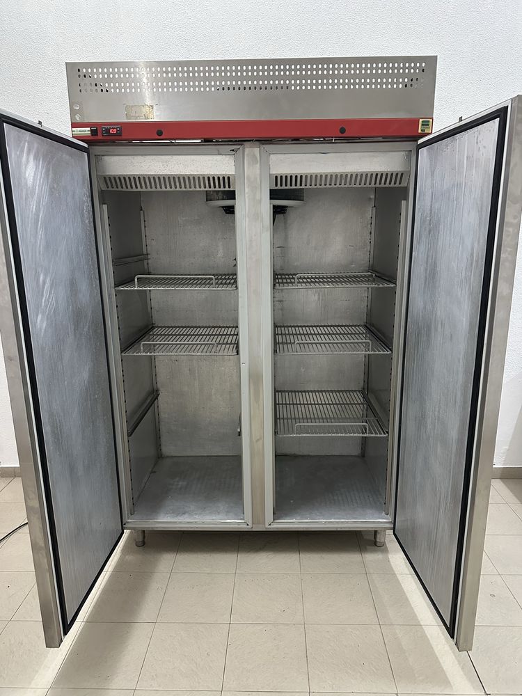Armário frigorífico inox 2 portas marca friemo