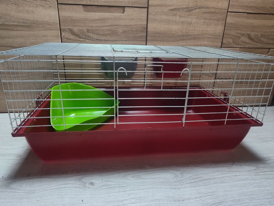 Sprzedam klatkę z wyposażeniem