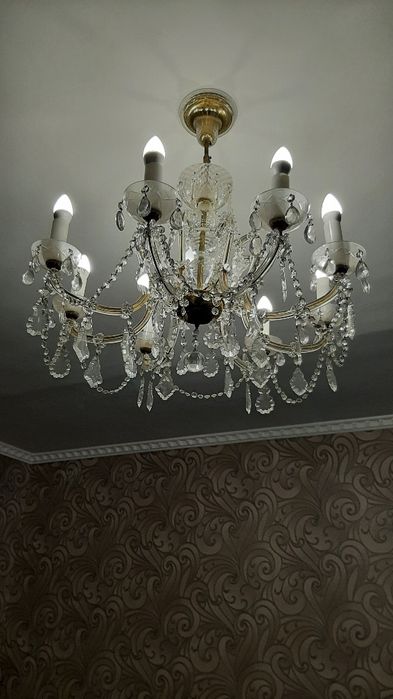 Продам люстру хрусталь  Чехия