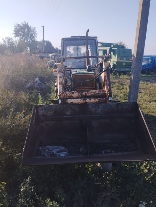 Трактор ЮМЗ 6 з погрузчиком (куном)