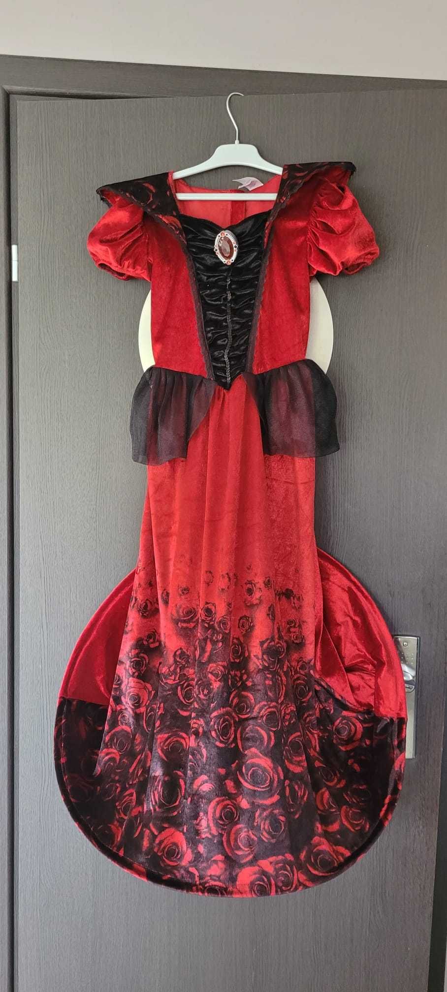 Sukienka, przebranie wampirzycy