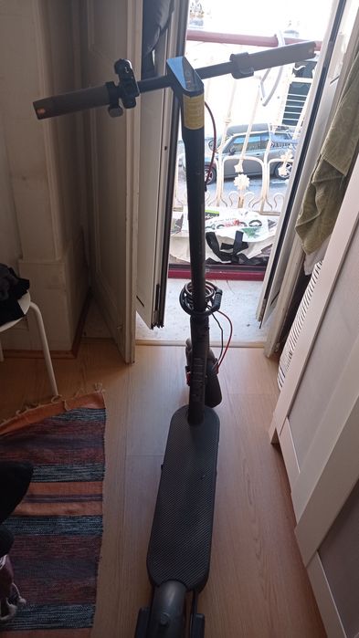 xiaomi Eletric scooter 4 pro + capacete + cadeado