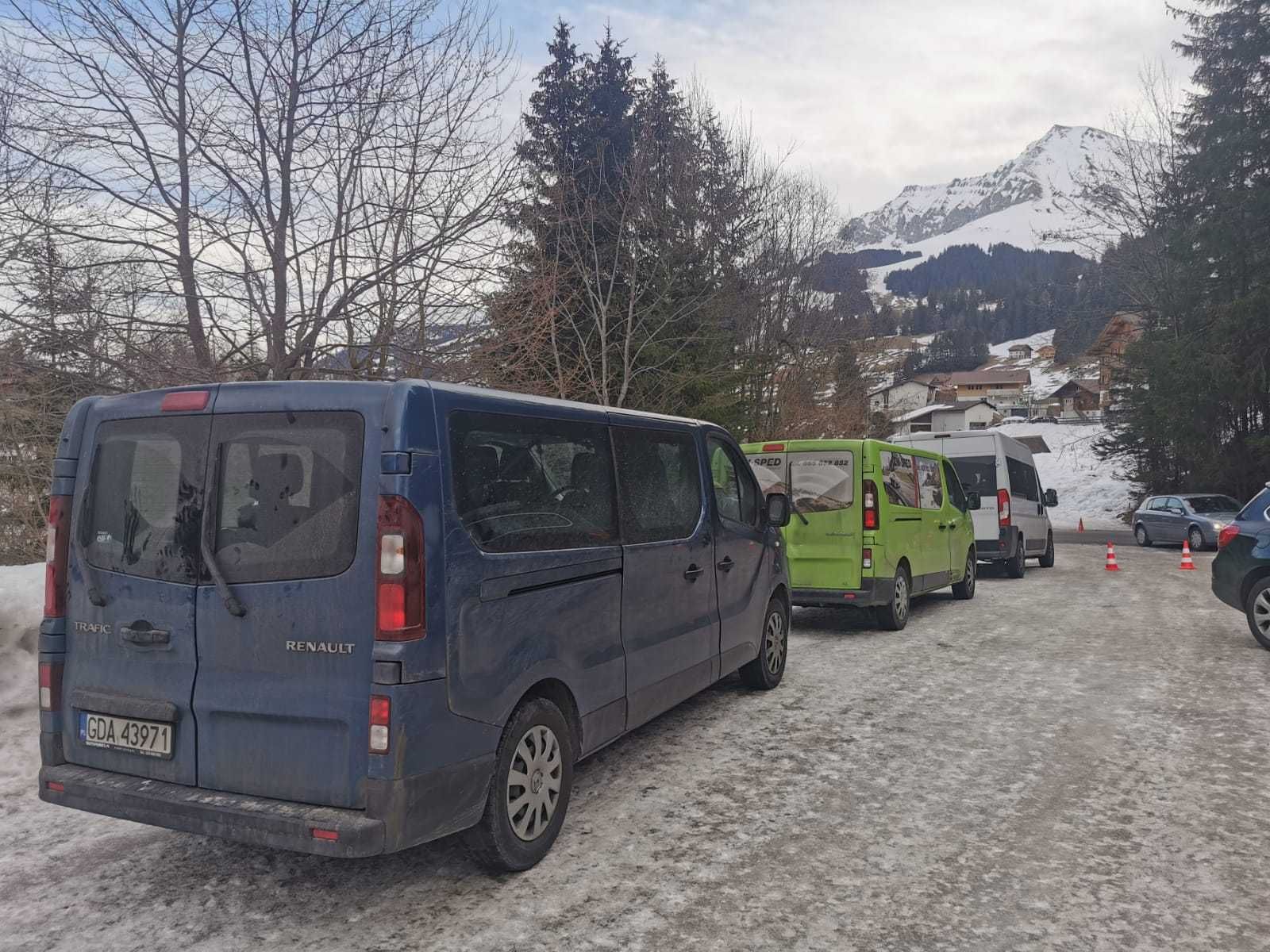 Wynajem busa, bus 9 osobowy na urlop, wakacje wypożyczalnia, transport