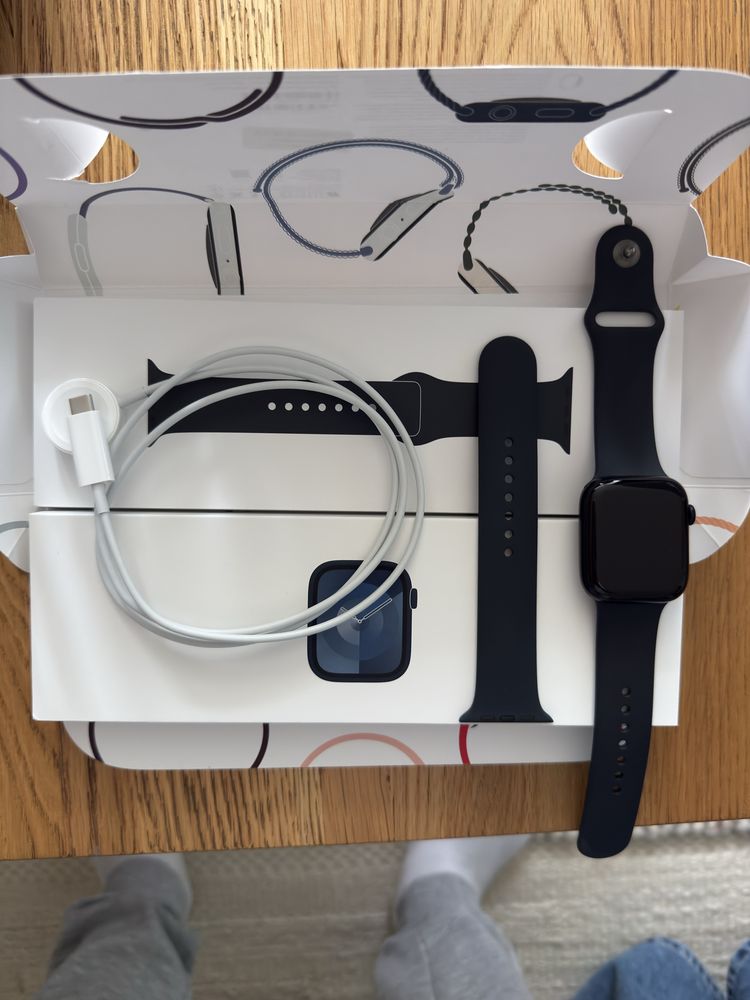 Apple Watch 9 45 mm jak nowy !