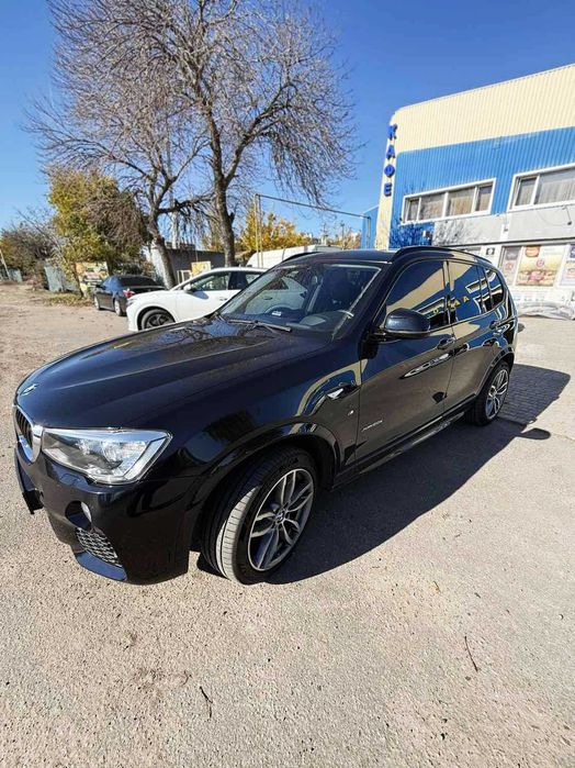 Официальный BMW X3 M-Paket 2.0 дизель 2017 год (MAXIMAL)