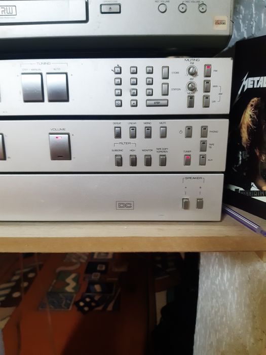 Продам стійку Telefunken.