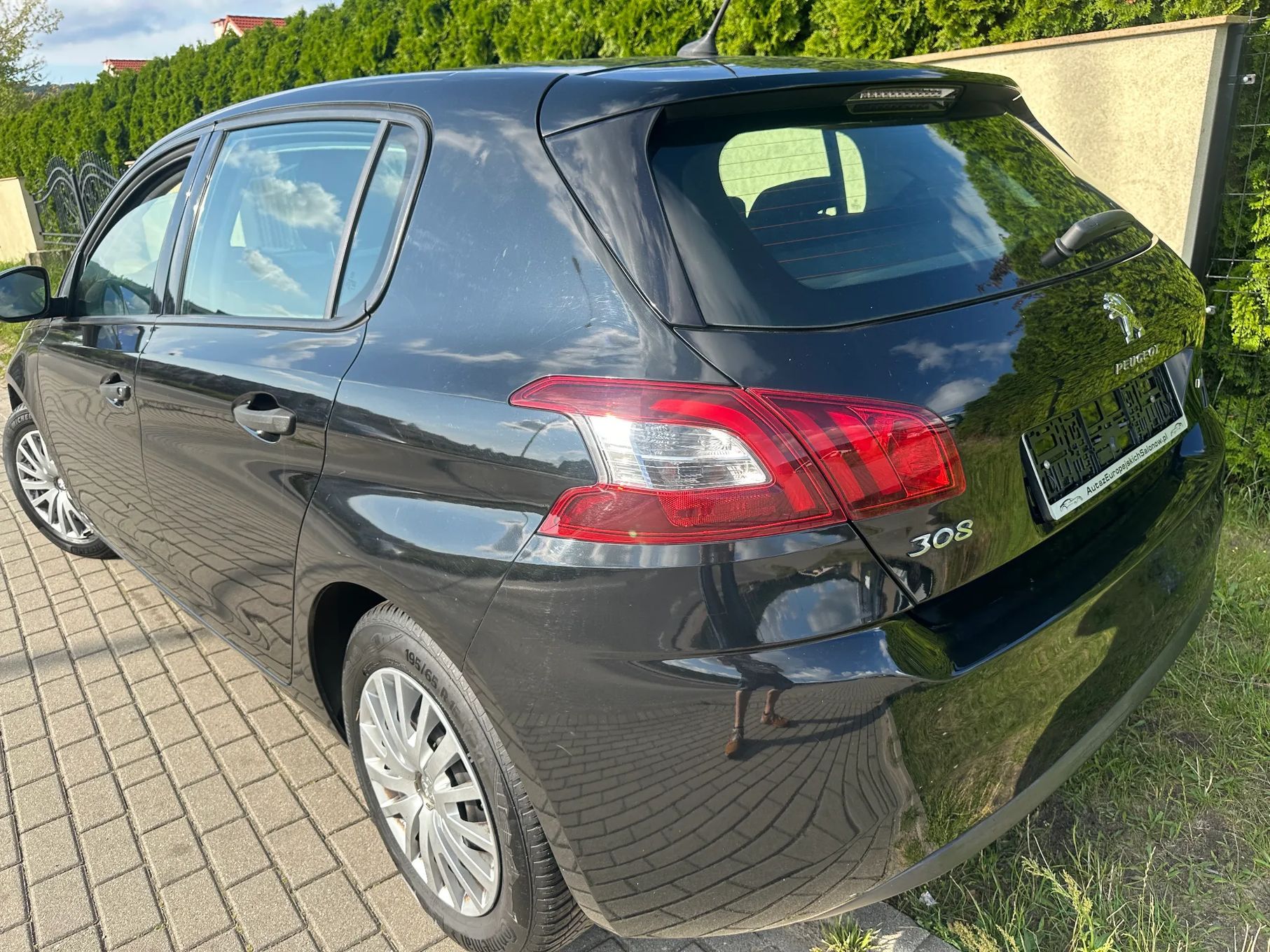 Peugeot 308 Benzyna, tempomat, LED światła dzienne, klimatyzacja, isofix, import