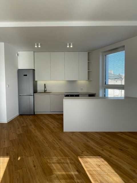 Bezpośrednio, 4 pokoje obok parku na Zdrowiu