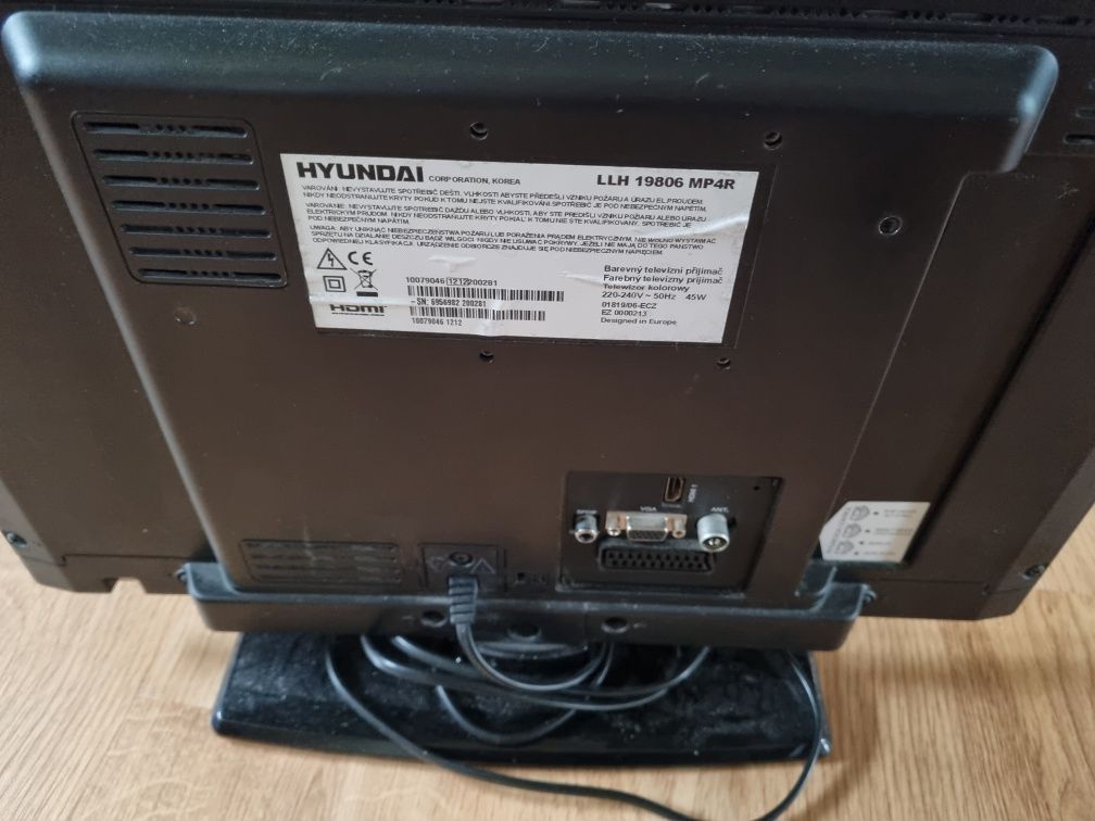 Telewizor Hyundai 19"