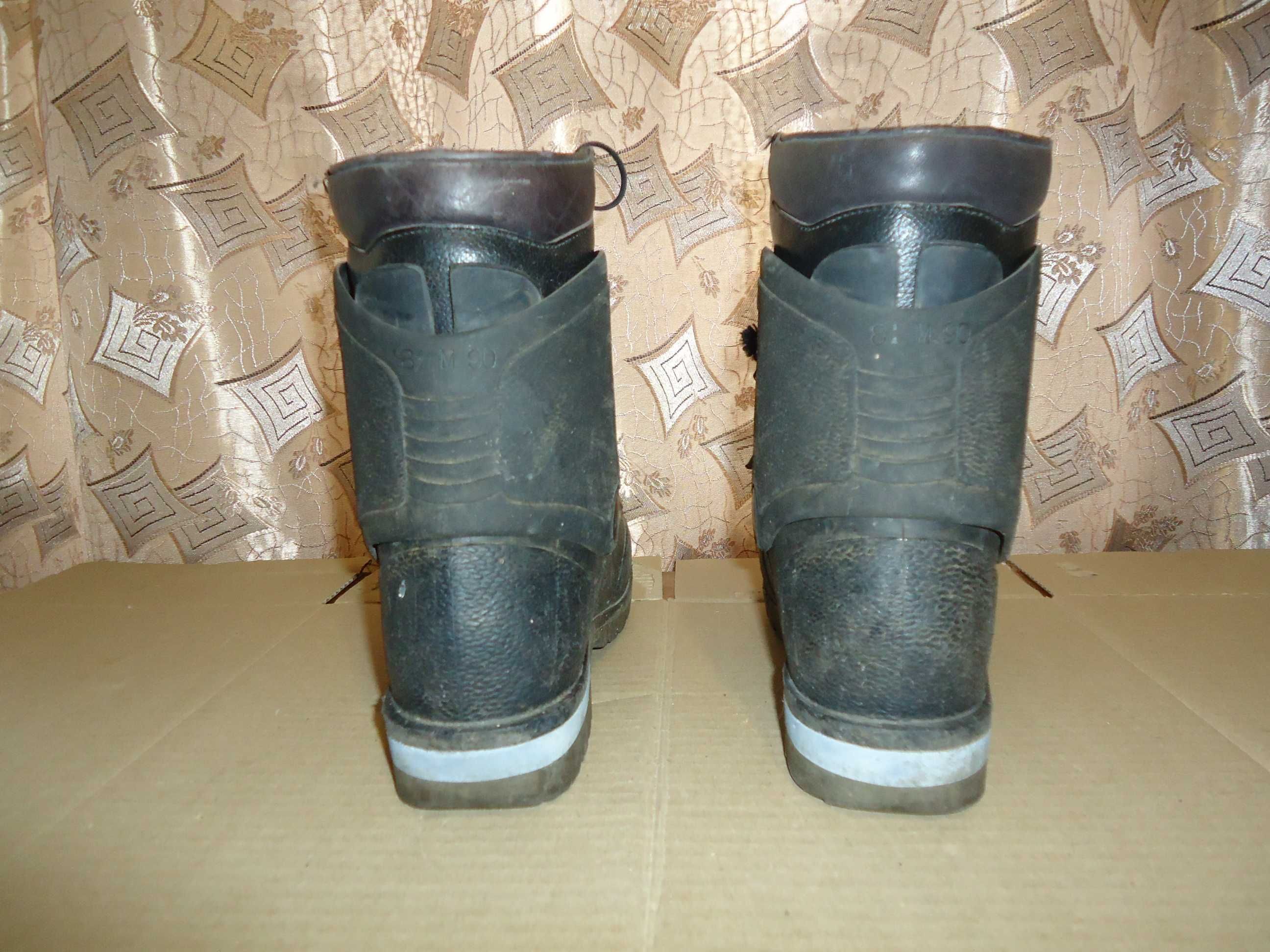 Горні черевики RAICHLE, розмір 41(27)