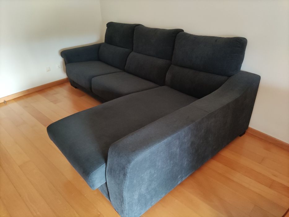 Sofá grande com chaise longue usado (entrega em dias específicos)