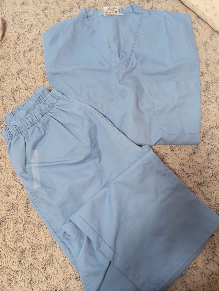 Fardas (calça e Camisola de manga curta)