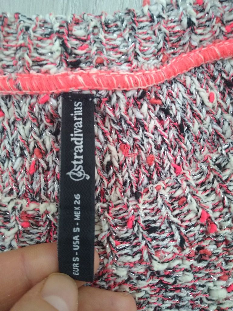 Kolorowy sweter Stradivarius S